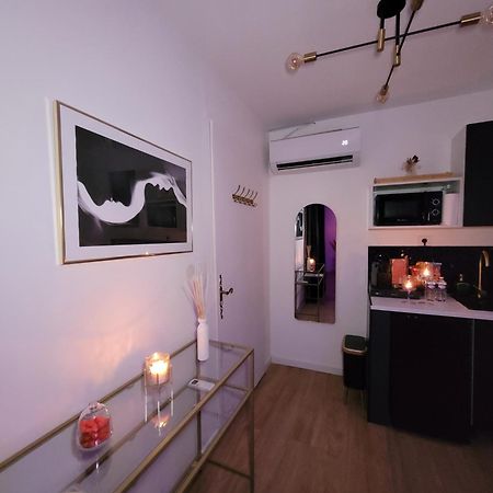 Nuit D'Evasion Love Room Avec Baignoire Balneotherapie Tolone Esterno foto